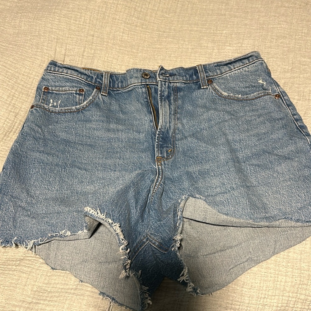 Abercrombie, high rise dad short